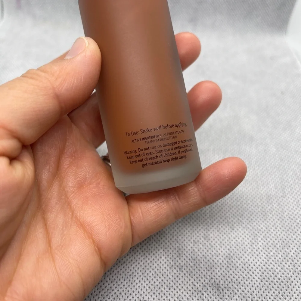 Bobbi Brown Weightless Skin Foundation - Warm Tan
